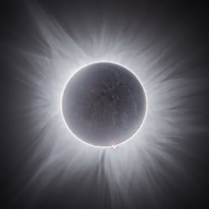 Earthshine Durante Eclipse Total de Sol 2024